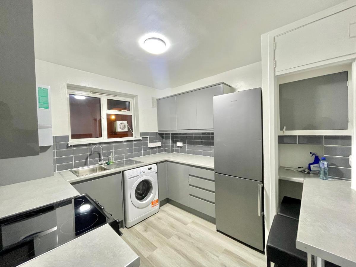 Fabulous 3 Bedroom Flat Sleeps 6 London Exteriör bild